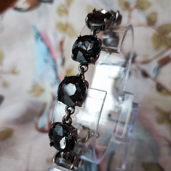 Round Faceted Prong Set Smoke Rhinestone Oxidized Pewter Color Setting Bracelet - Picture 6 of 11